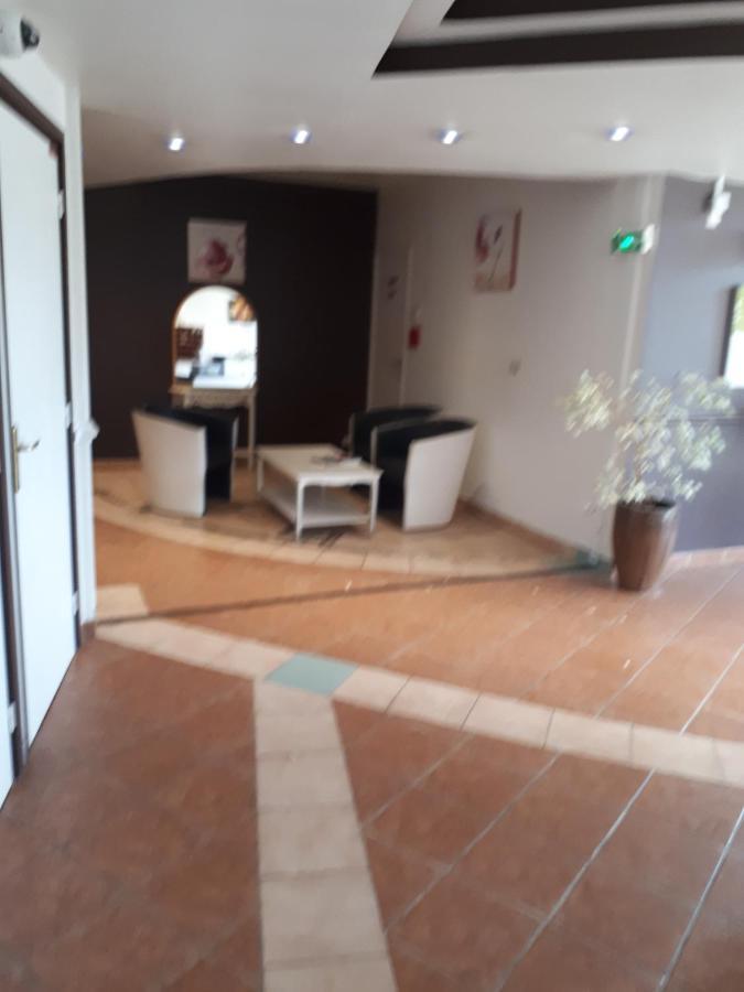 Hotel Albatros Mouans-Sartoux Eksteriør bilde